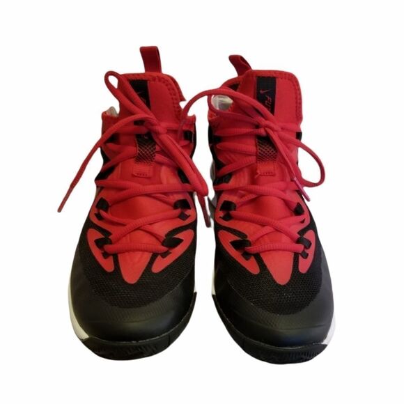 Nike Future Court 2 Red & Black Basketball Kids Sneaker - Picture 3 of 9